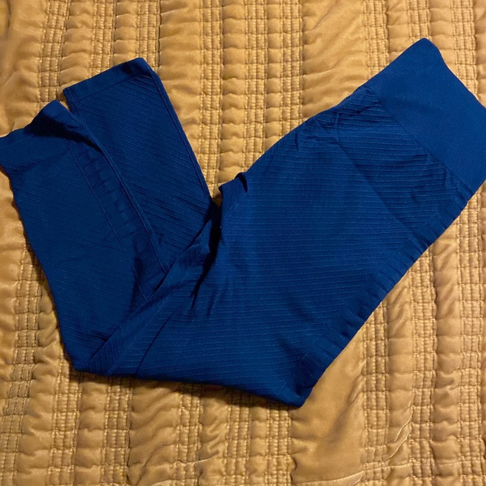 Zyia Navy Seamless Leggings